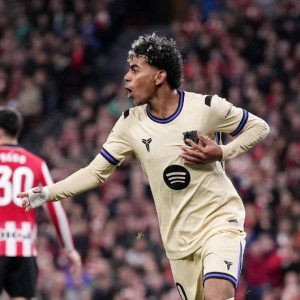 世界杯客户端安装-18岁亚马尔复制梅西经典：彩虹球进死角 对手倒下！生涯50球